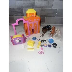 Polly‎ Pocket Ride in Style Ranch Horse Pony Barn Stable Toy 2002 Horseshoes
